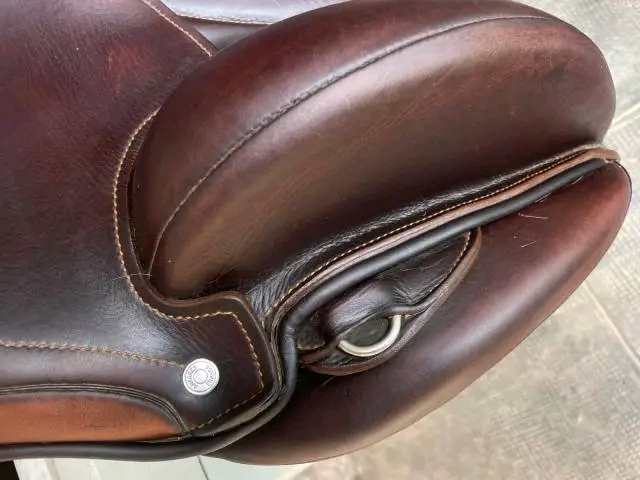  Antares dressage saddle, Tempo