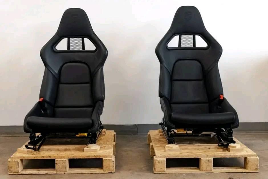 sièges baquets Porsche GT2 Sport