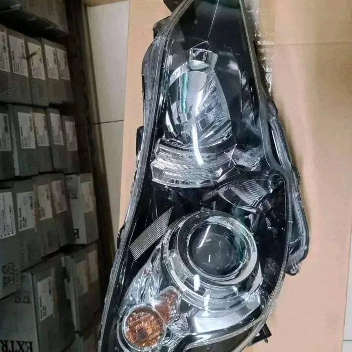 Phare noir Legacy GT