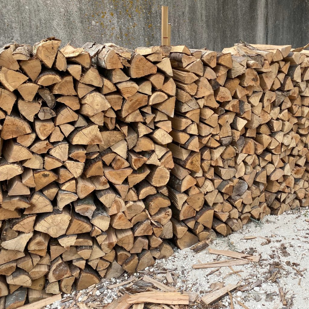 Firewood at 40 euros per cubic meter