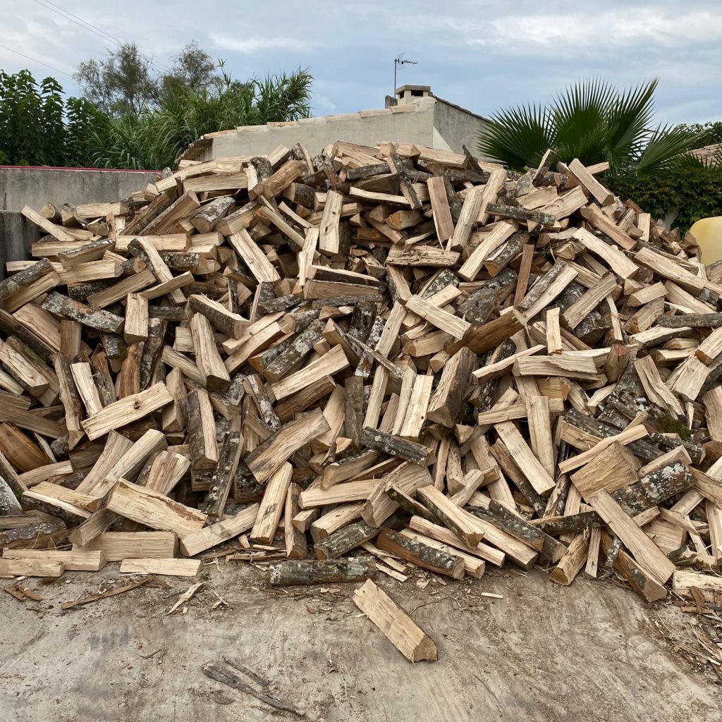 A French firewood of noble